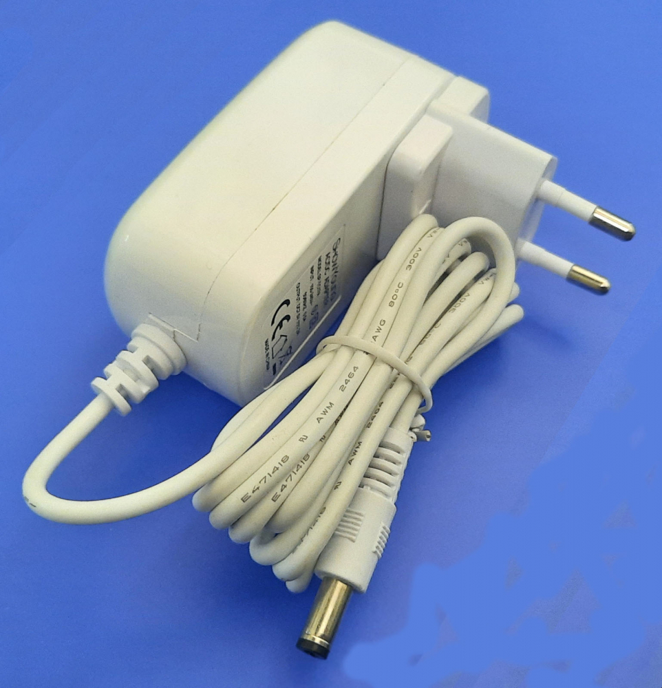 ���� ������� 7.5V 2A