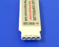 Mini ���������� ��� ����� RGB, 3 ������ �� 4�, � RF (�����) ������� 10 ������.