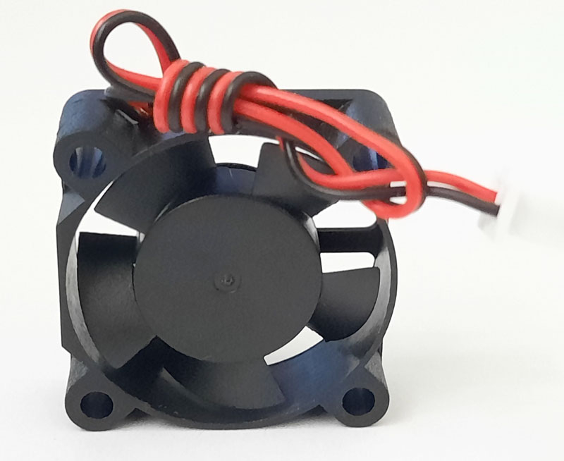 ���������� 30�30�10 ��, 5V, ����� ����������.