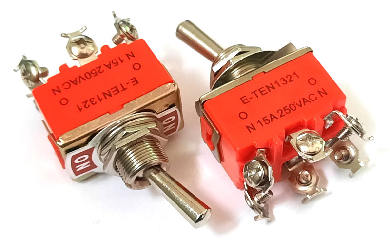 E-TEN 1321, on-on, 15A, 250V.