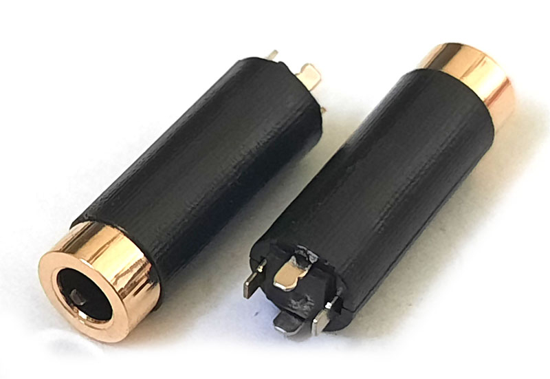 ������ �� ������ 3.5 ��, 4-Pole, Gold.