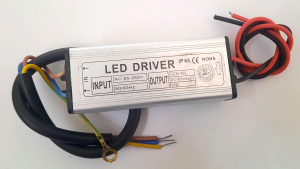 ������� AC 90-260� ��� ����������� 1 x 30WT IP67.
